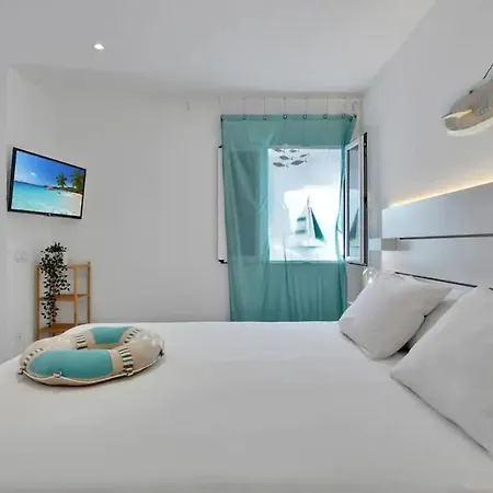 4ever1 Apartment *